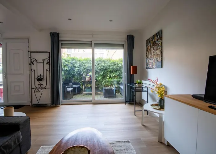 Large Quiet House, In The Center Feriehus Lille