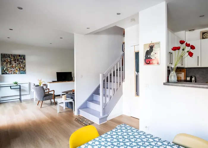 Large Quiet House, In The Center Feriehus Lille